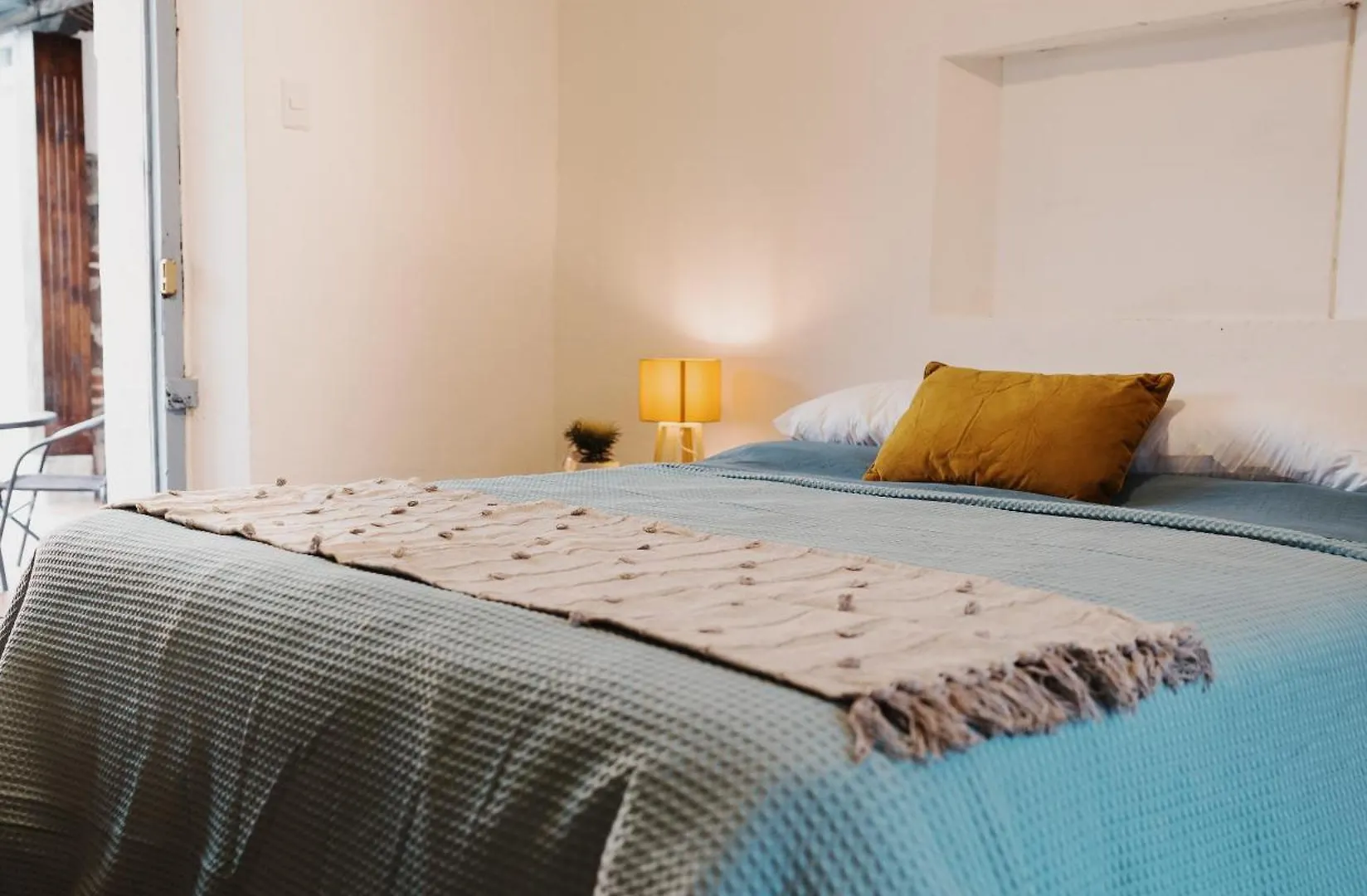 Central Hostel Philos Antigua